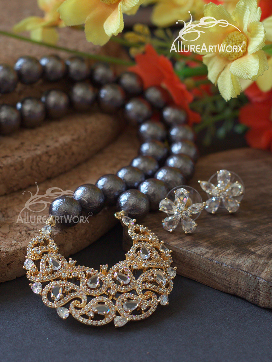 Uncut Necklace